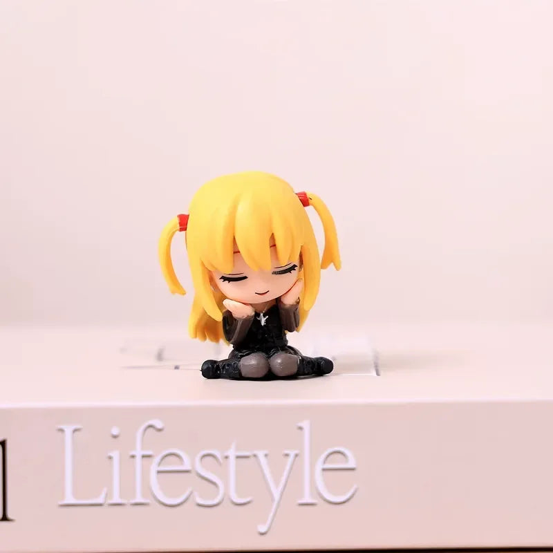 Death Note Misa Amane Mini Chibi Sitting Figure
